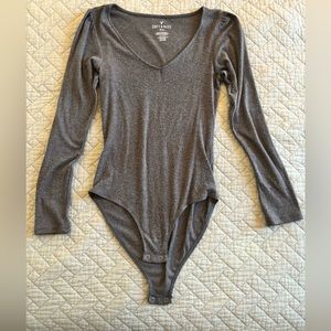 Long Sleeve American Eagle Soft and Sexy Grey Ribbed Bodysuit with buttons